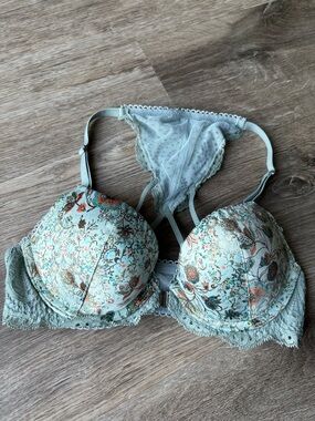 Victoria's Secret Dream Angels Mint Floral Lace Push-Up Bra Size 32B